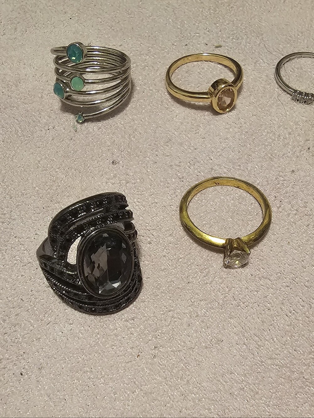 Lot Of 13 Rings - Picture 3 of 4